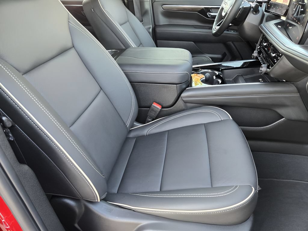 Used 2025 Chevrolet Tahoe Premier w/ Sun And Tow Package RWD image 13