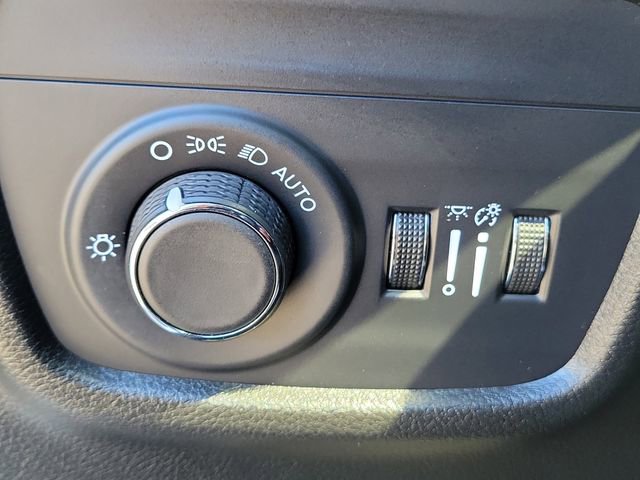 Used 2024 Jeep Grand Cherokee L Laredo w/ Trailer Tow Package image 24