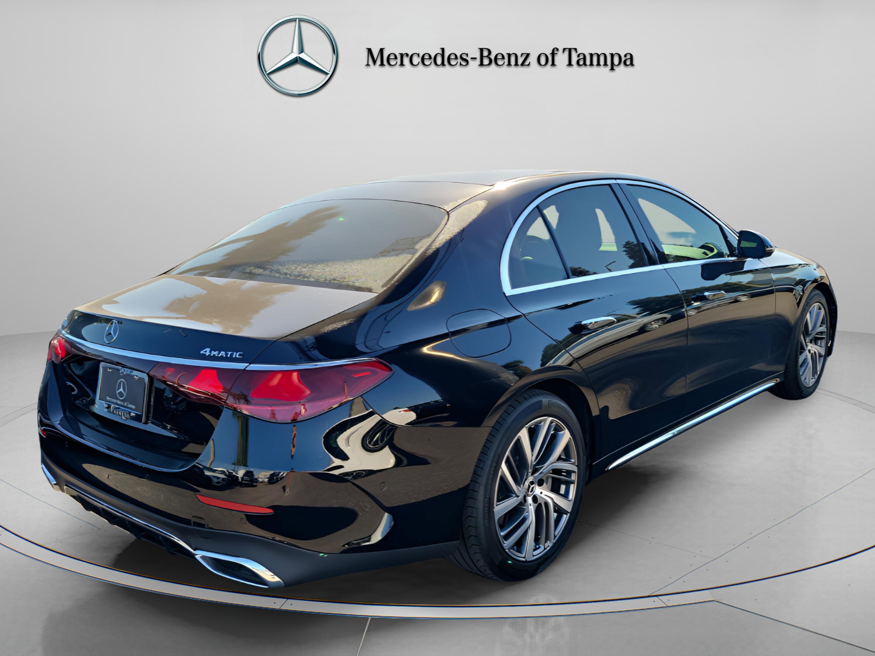 Certified 2025 Mercedes-Benz E 350 4MATIC Sedan image 3