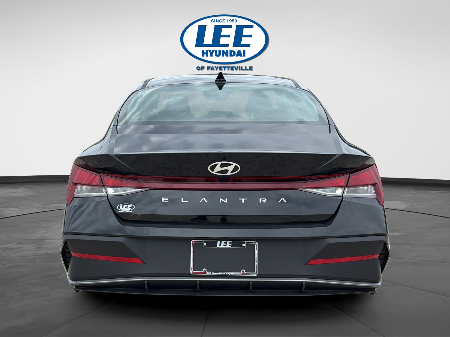 New 2026 Hyundai Elantra SE FWD image 4