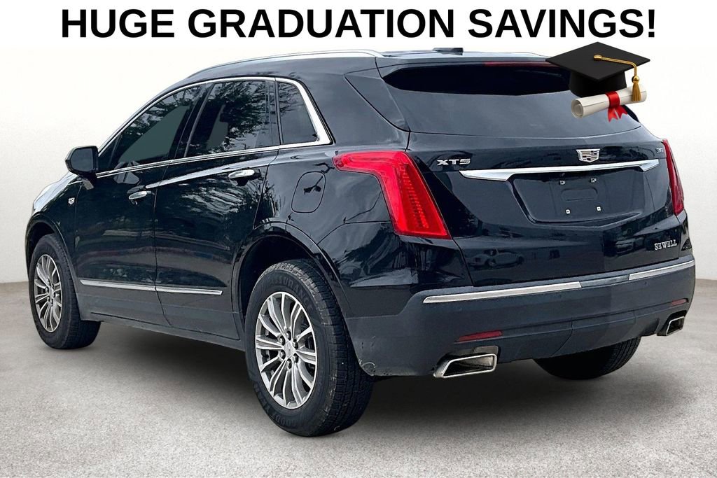 Used 2018 Cadillac XT5 Luxury w/ Driver Awareness Package FWD image 2