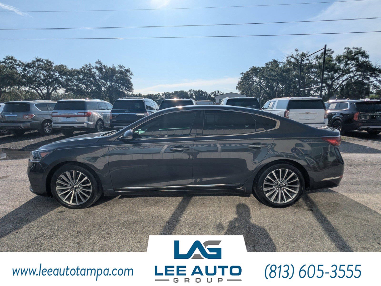 Used 2017 Kia Cadenza Premium image 7