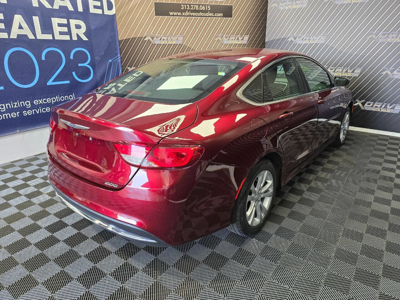 Used 2016 Chrysler 200 Limited image 16