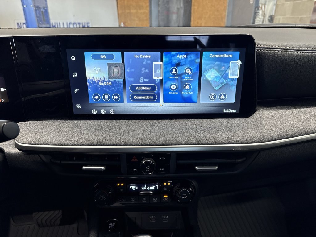 New 2027 Nissan Kicks SV AWD/4WD image 16
