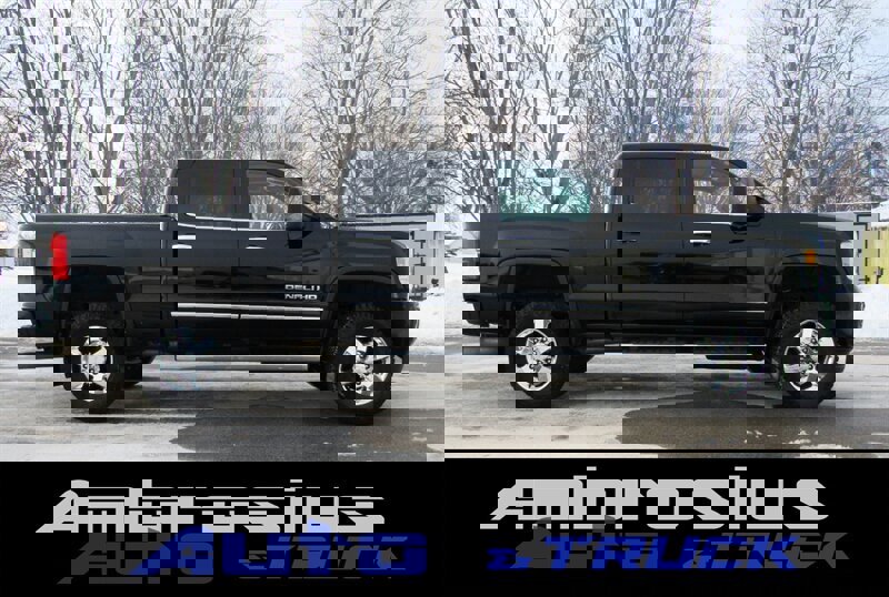 Used 2015 GMC Sierra 2500 Denali w/ Duramax Plus Package image 2
