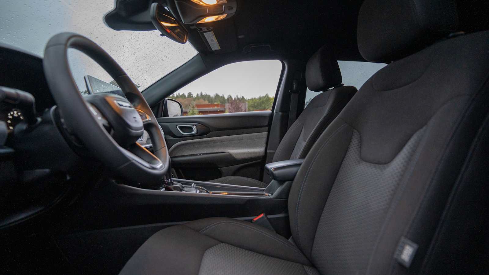 Used 2024 Jeep Compass Sport AWD/4WD image 11