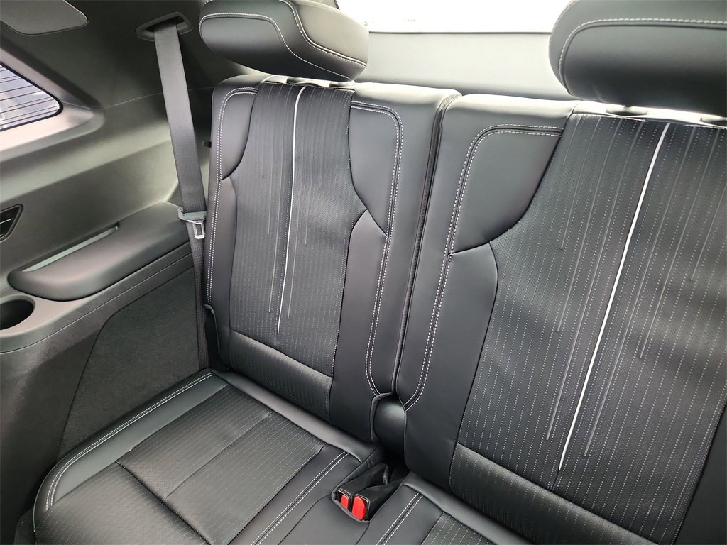 New 2026 Cadillac Vistiq Luxury image 22