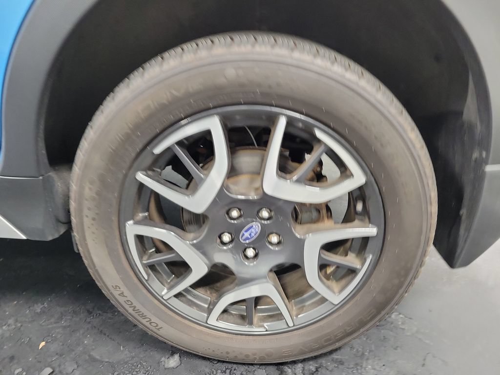 Used 2019 Subaru Crosstrek Hybrid AWD/4WD image 11