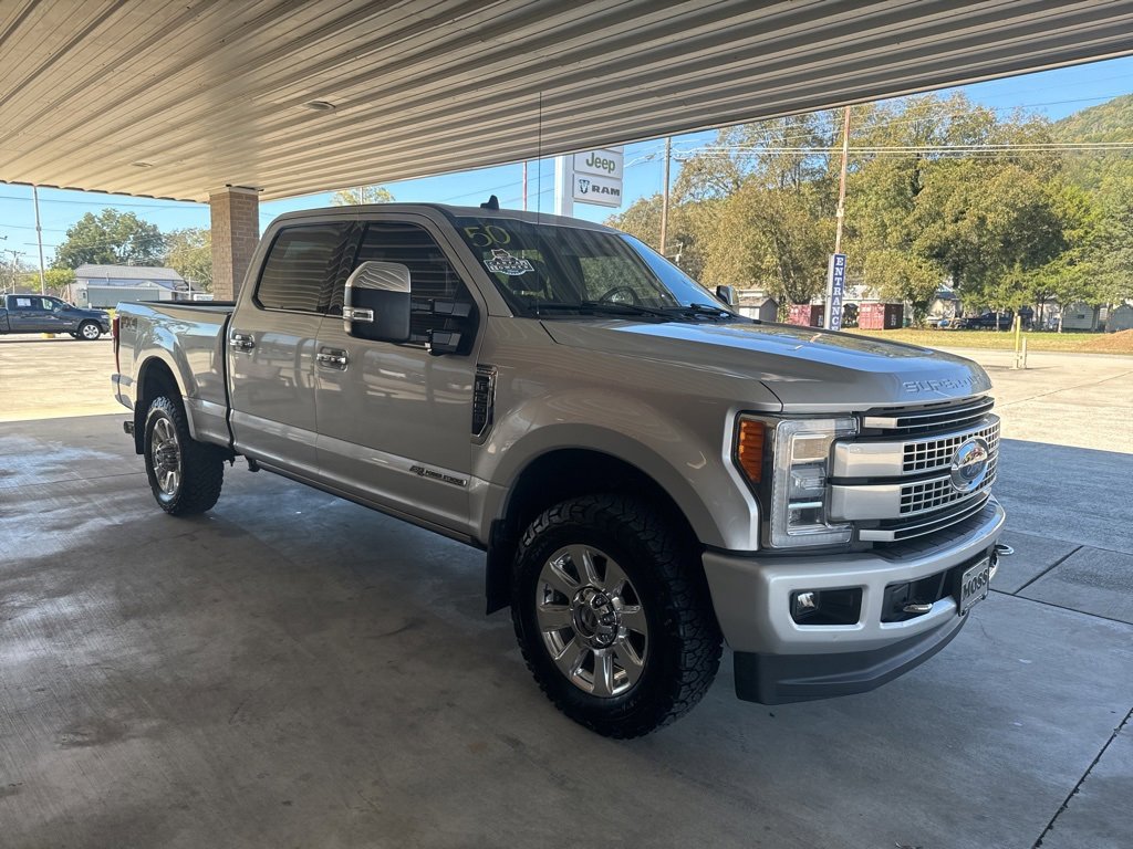Used 2019 Ford F250 Platinum w/ Platinum Ultimate Package image 3