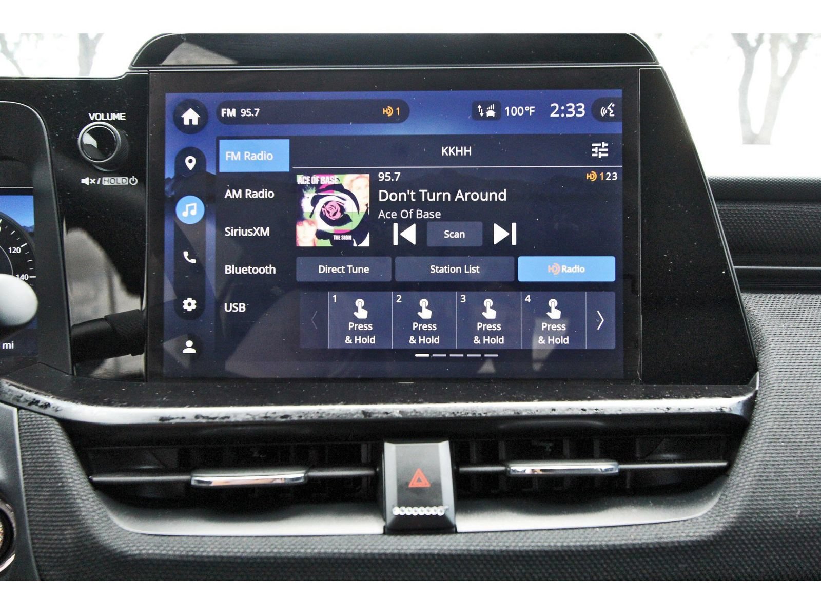 Certified 2026 Subaru Outback Premium AWD/4WD image 22
