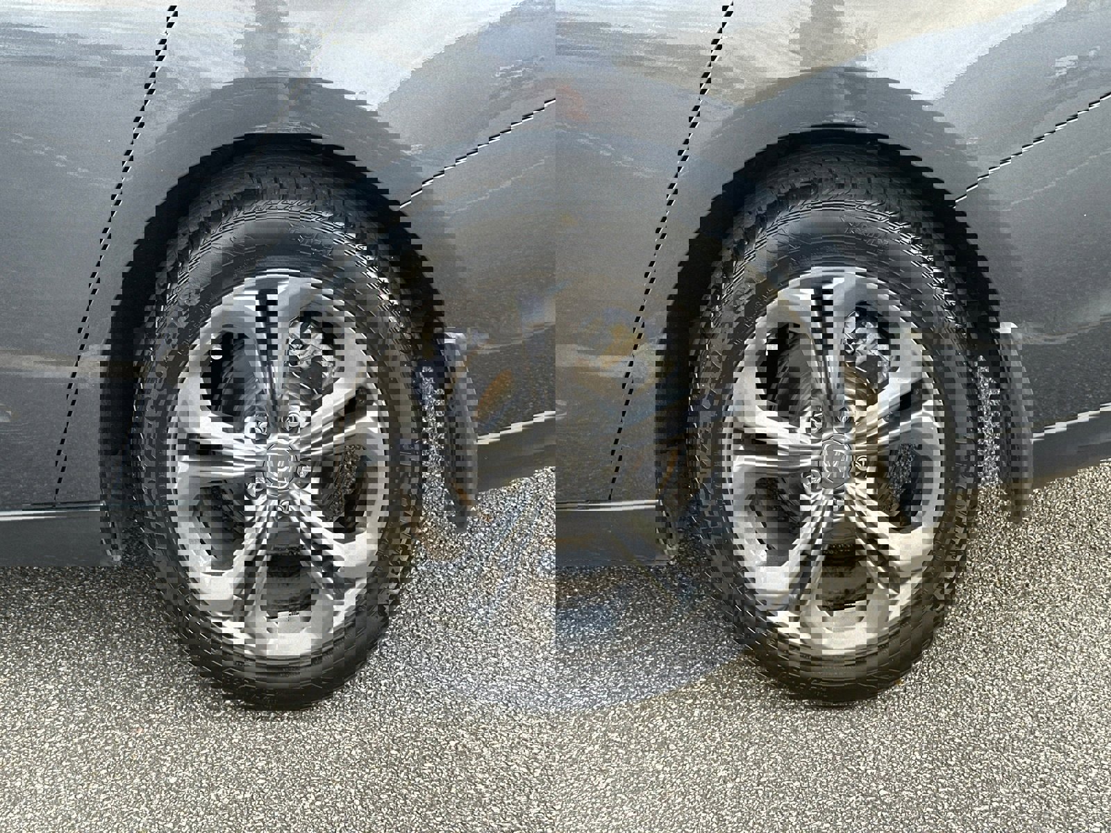 Used 2023 Honda Accord EX image 19