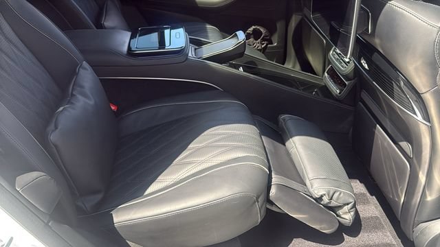 Certified 2024 Mercedes-Benz Maybach GLS 600 4MATIC image 23