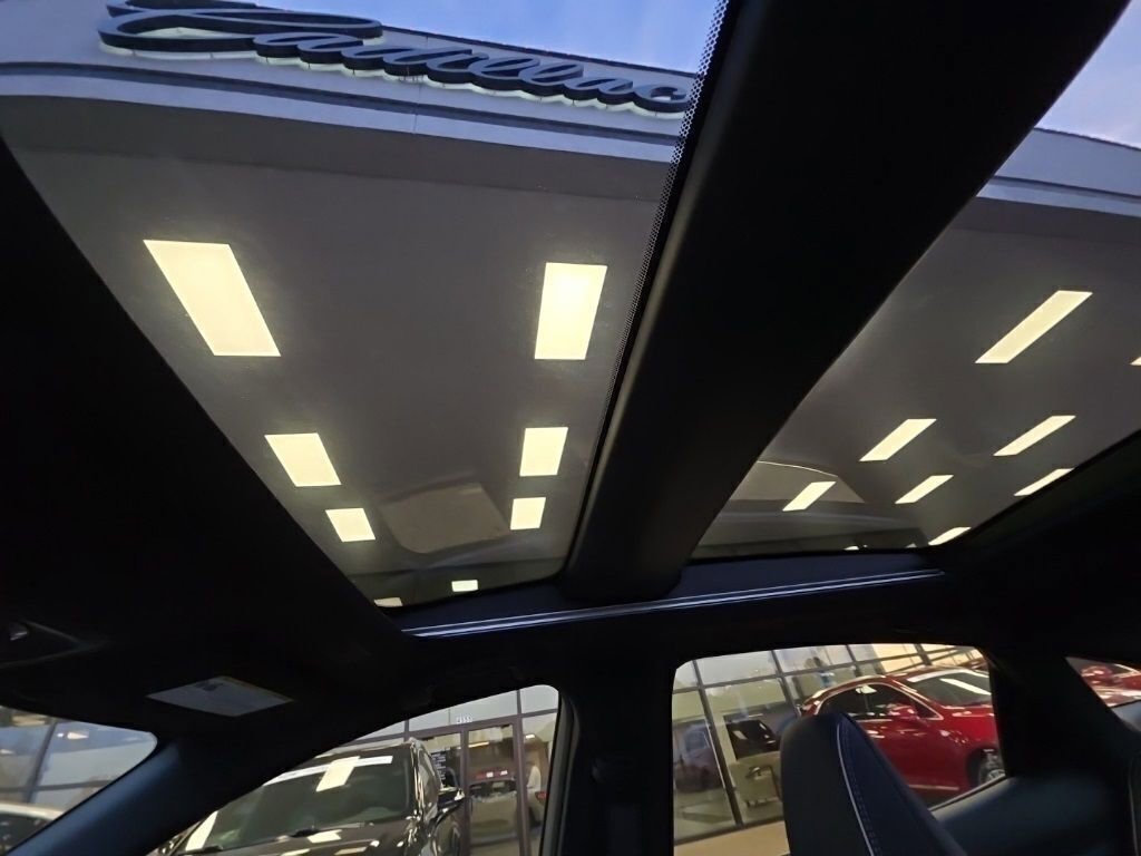 Used 2025 Toyota Crown Platinum image 19