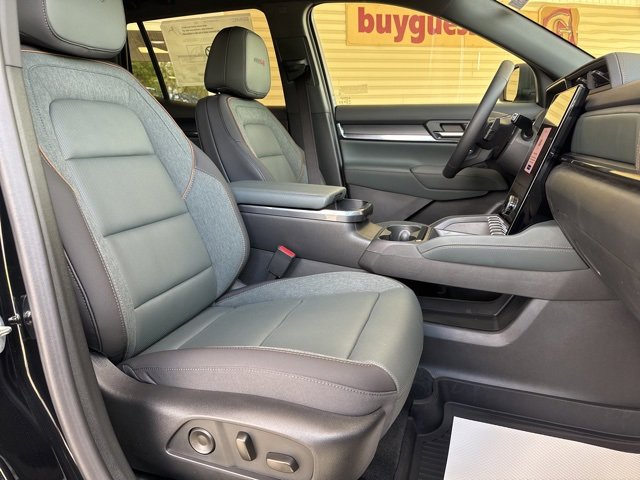 New 2026 GMC Terrain AT4 w/ Convenience Package III image 26