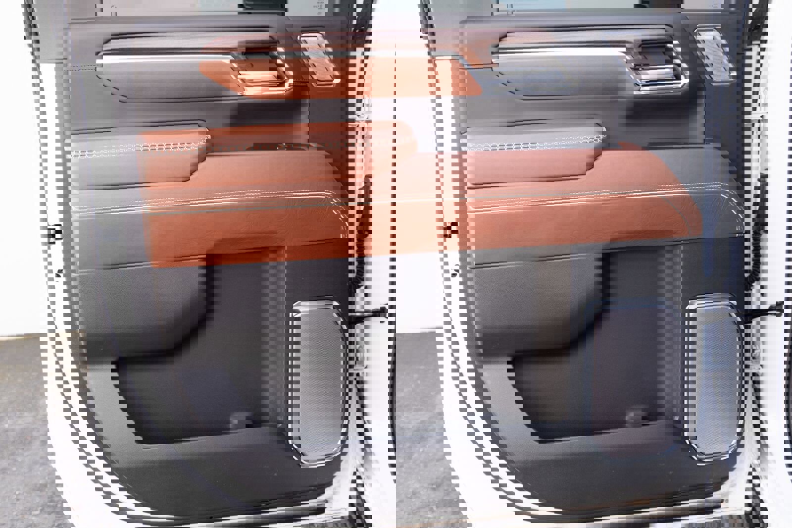 Used 2024 GMC Sierra 2500 Denali Ultimate w/ Max Trailering Package image 20