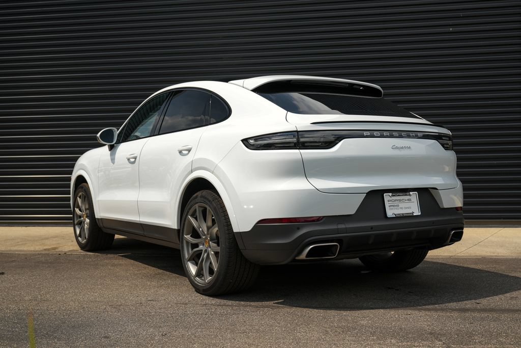 Certified 2022 Porsche Cayenne Coupe AWD/4WD image 3