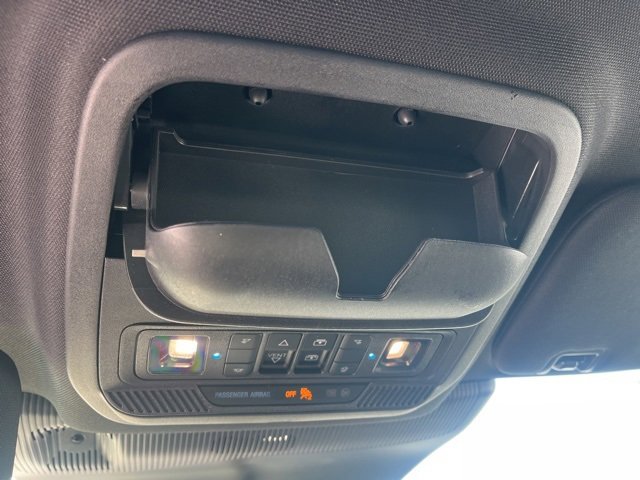 Used 2025 Ford Explorer ST-Line image 31