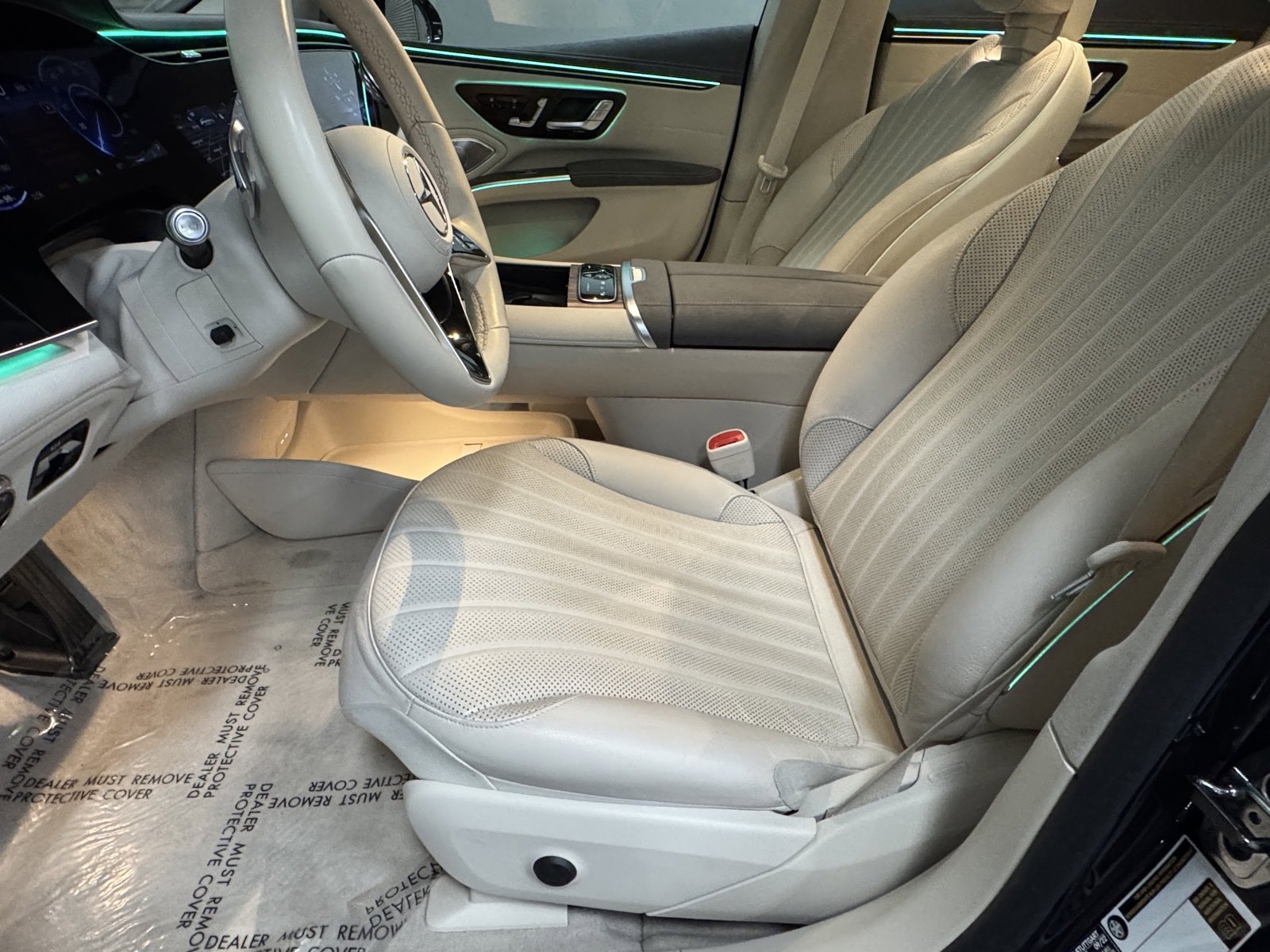 Used 2023 Mercedes-Benz EQS 580 4MATIC Sedan image 23