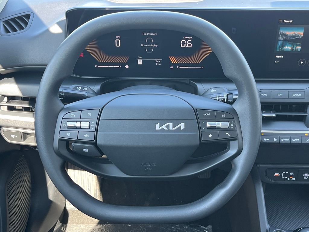 New 2026 Kia K4 LXS image 20