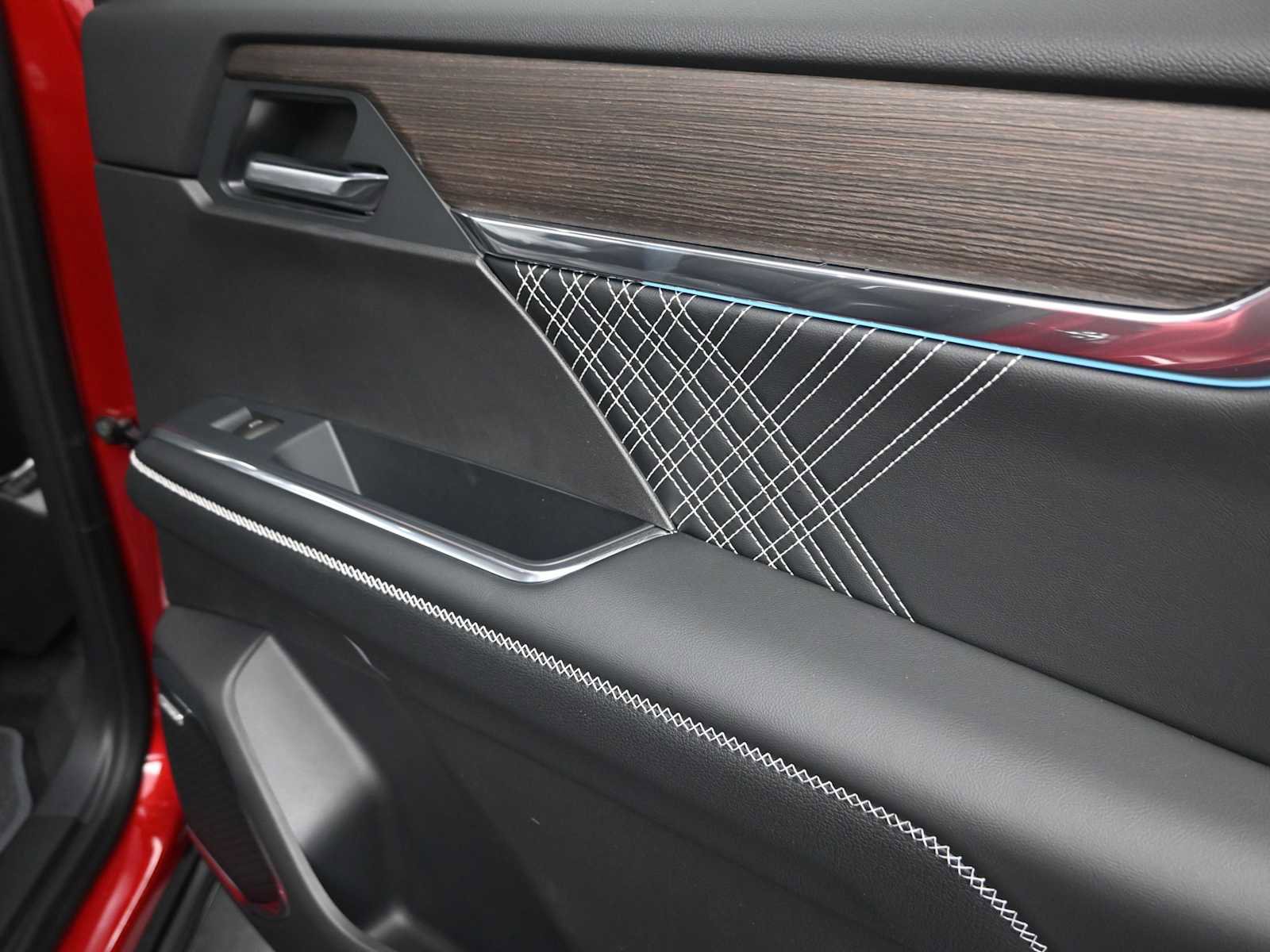 New 2026 GMC Acadia Denali image 11