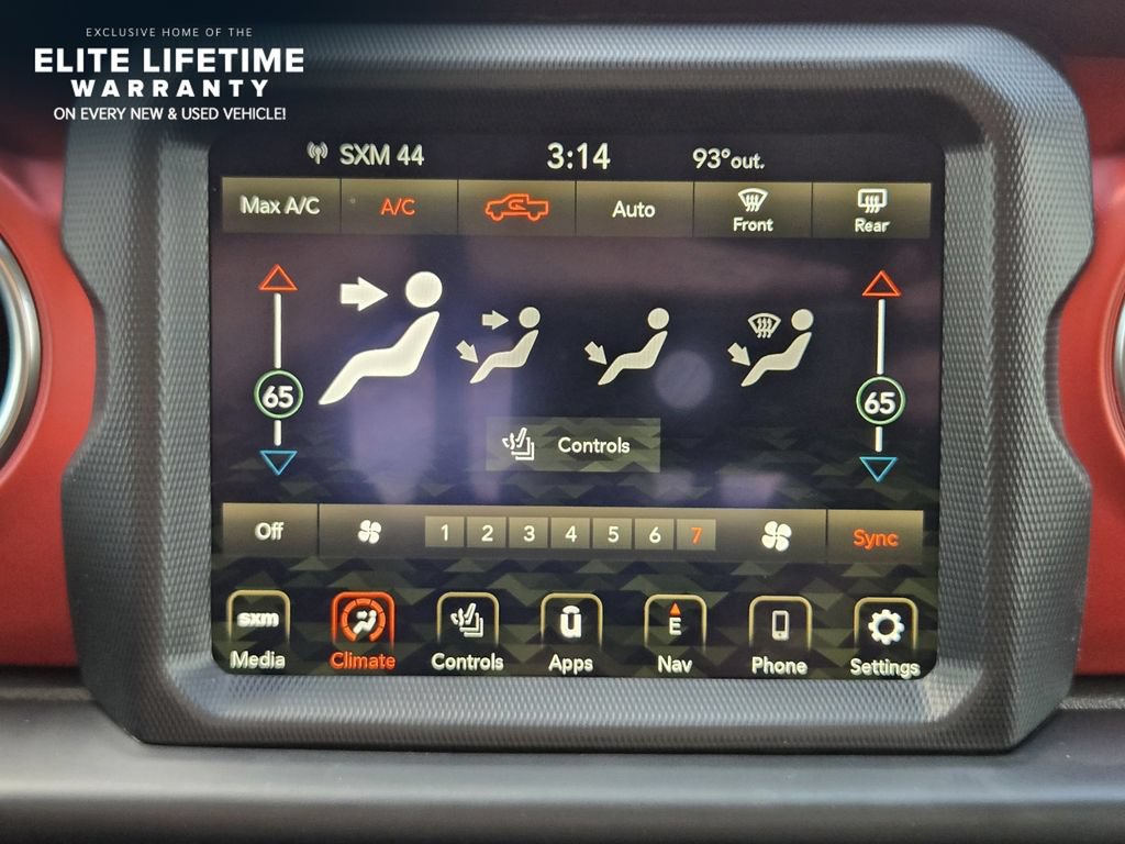 Used 2023 Jeep Gladiator Rubicon w/ Cold Weather Group AWD/4WD image 18