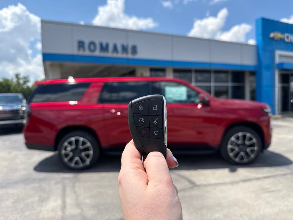 New 2026 Chevrolet Suburban RST w/ RST Capability Package AWD/4WD image 26