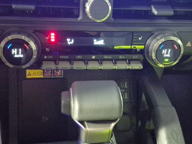 New 2025 Toyota Tacoma Trailhunter image 17