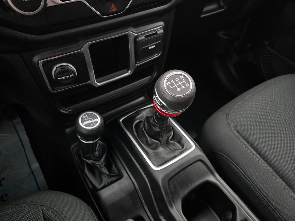 Used 2019 Jeep Wrangler Sport AWD/4WD image 23