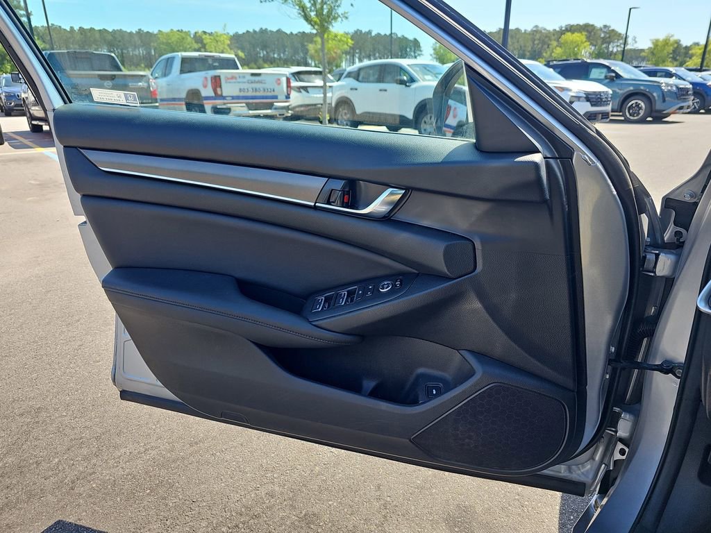 Used 2020 Honda Accord LX image 31