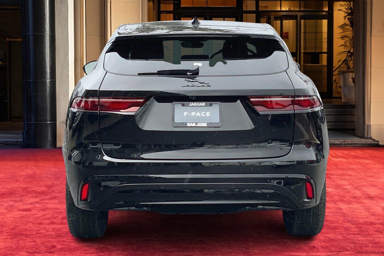 New 2025 Jaguar F-PACE R-Dynamic S image 5