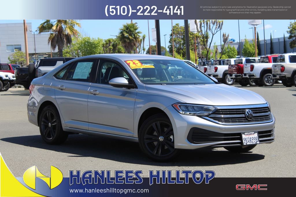 Used 2023 Volkswagen Jetta SE