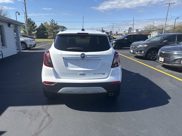 Used 2022 Buick Encore Preferred w/ Safety Package image 6