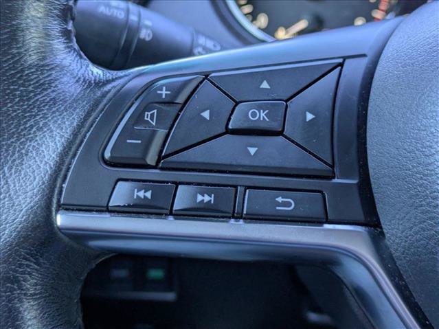 Used 2018 Nissan Rogue SL w/ Premium Package FWD image 5