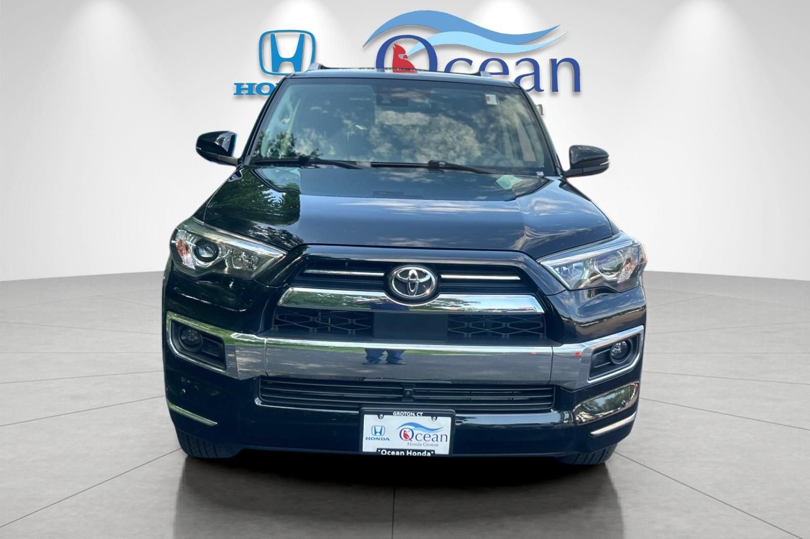 Used 2023 Toyota 4Runner Limited AWD/4WD image 8