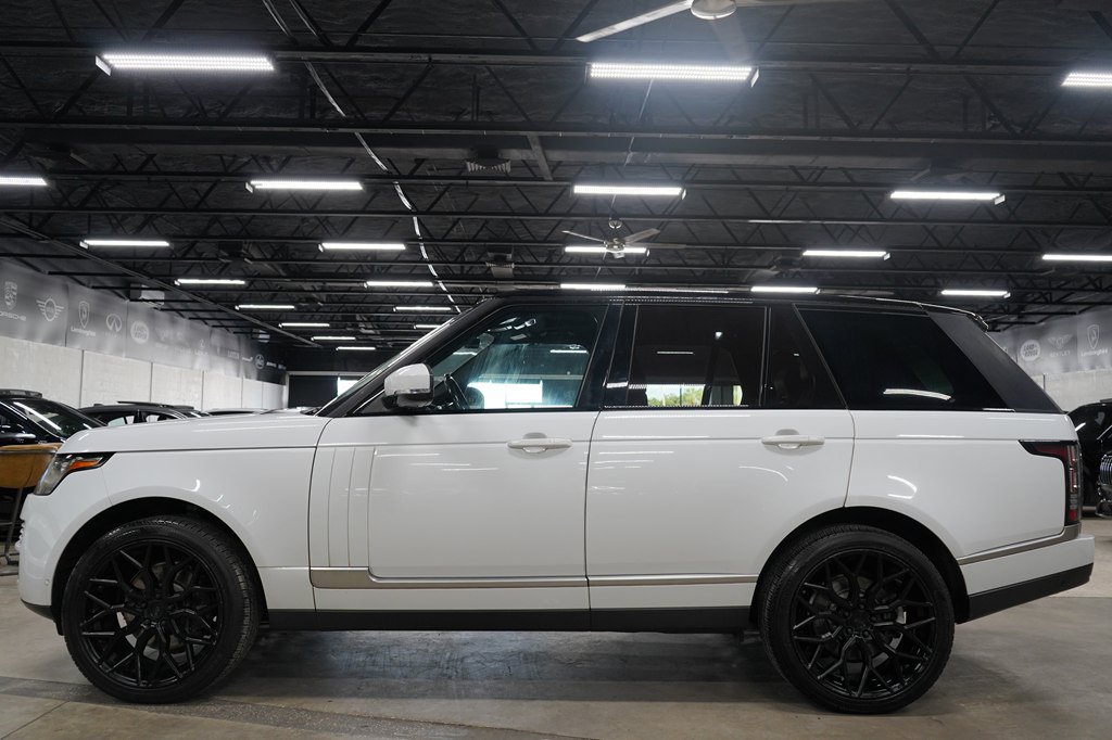 Used 2017 Land Rover Range Rover AWD/4WD image 2