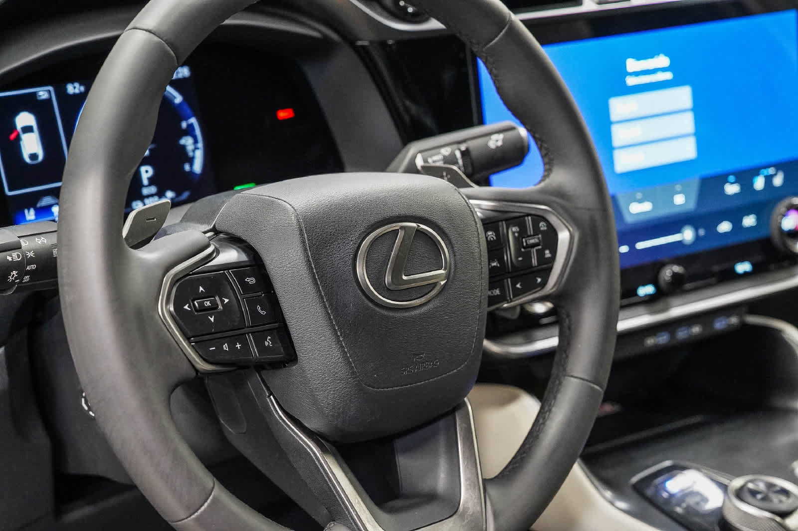 Used 2025 Lexus RZ 300e w/ Accessory Package (2T) FWD image 20