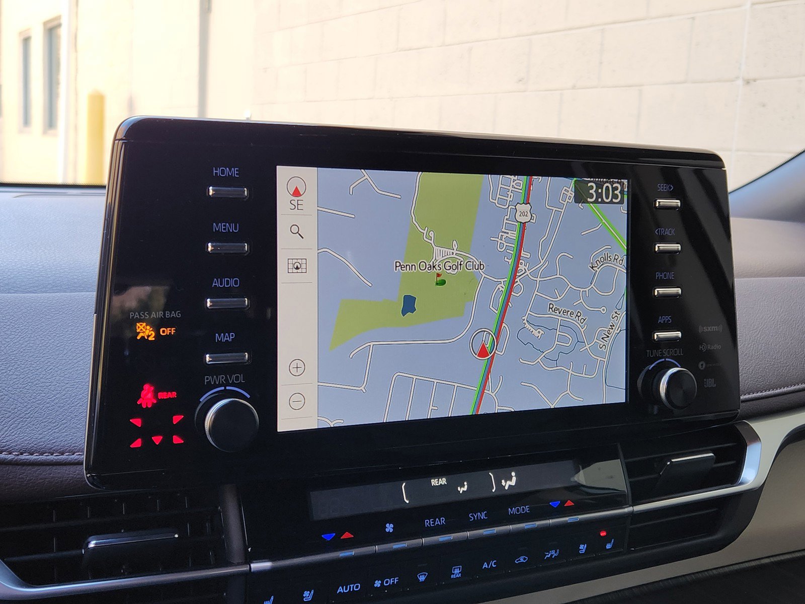 Used 2024 Toyota Sienna Platinum image 22