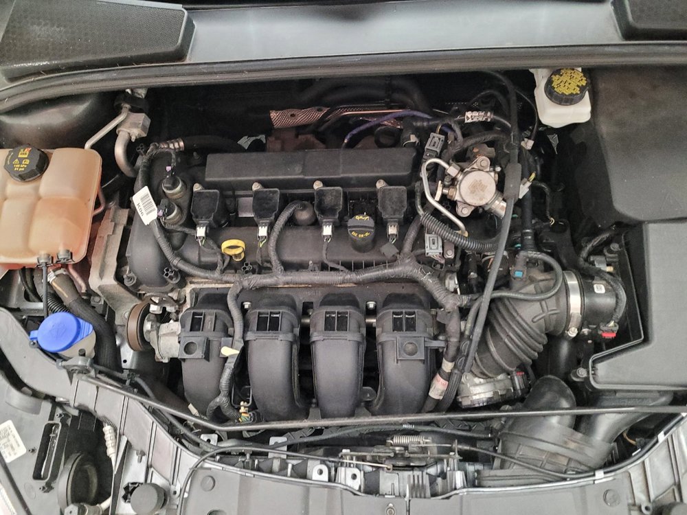 Used 2018 Ford Focus SE image 30