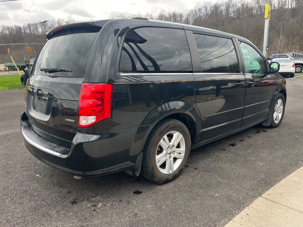 Used 2011 Dodge Grand Caravan Crew image 4