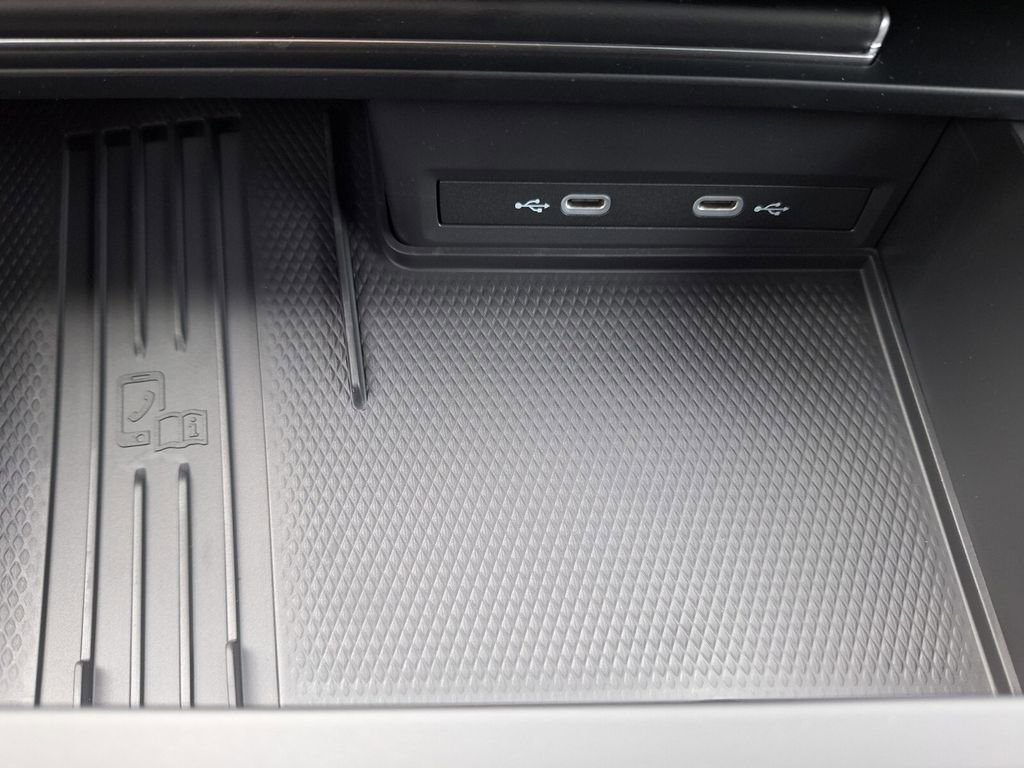 New 2026 Volkswagen Atlas SE image 17