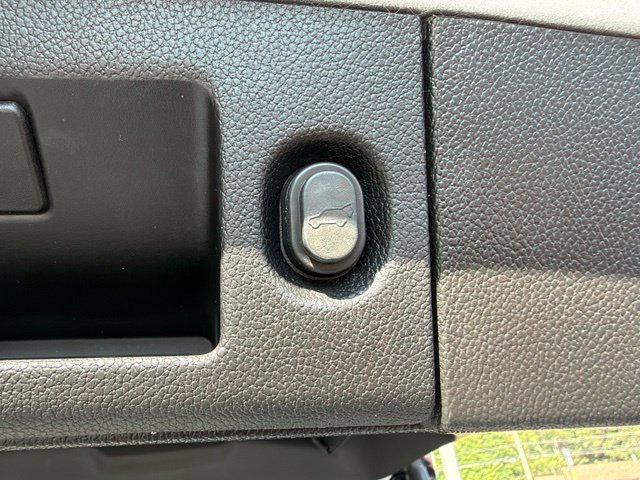 Certified 2019 Chevrolet Tahoe Premier AWD/4WD image 11