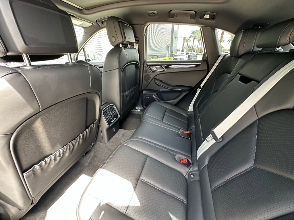 Used 2026 Porsche Macan S image 34