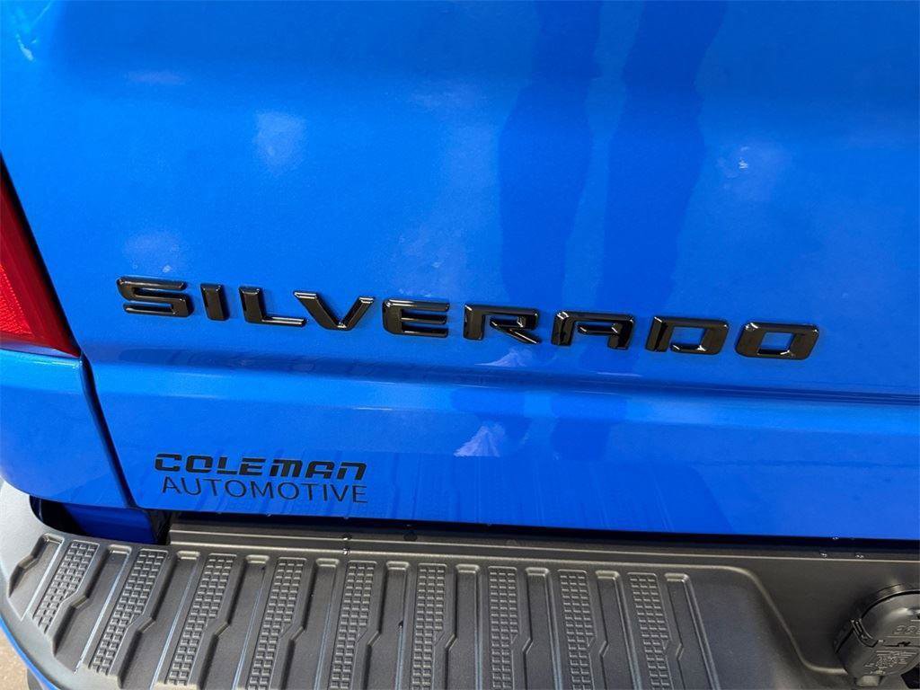 New 2026 Chevrolet Silverado 1500 Custom w/ Turbomax Blackout Package image 31