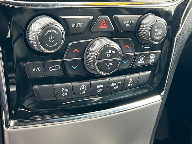 Used 2020 Jeep Grand Cherokee Limited image 28