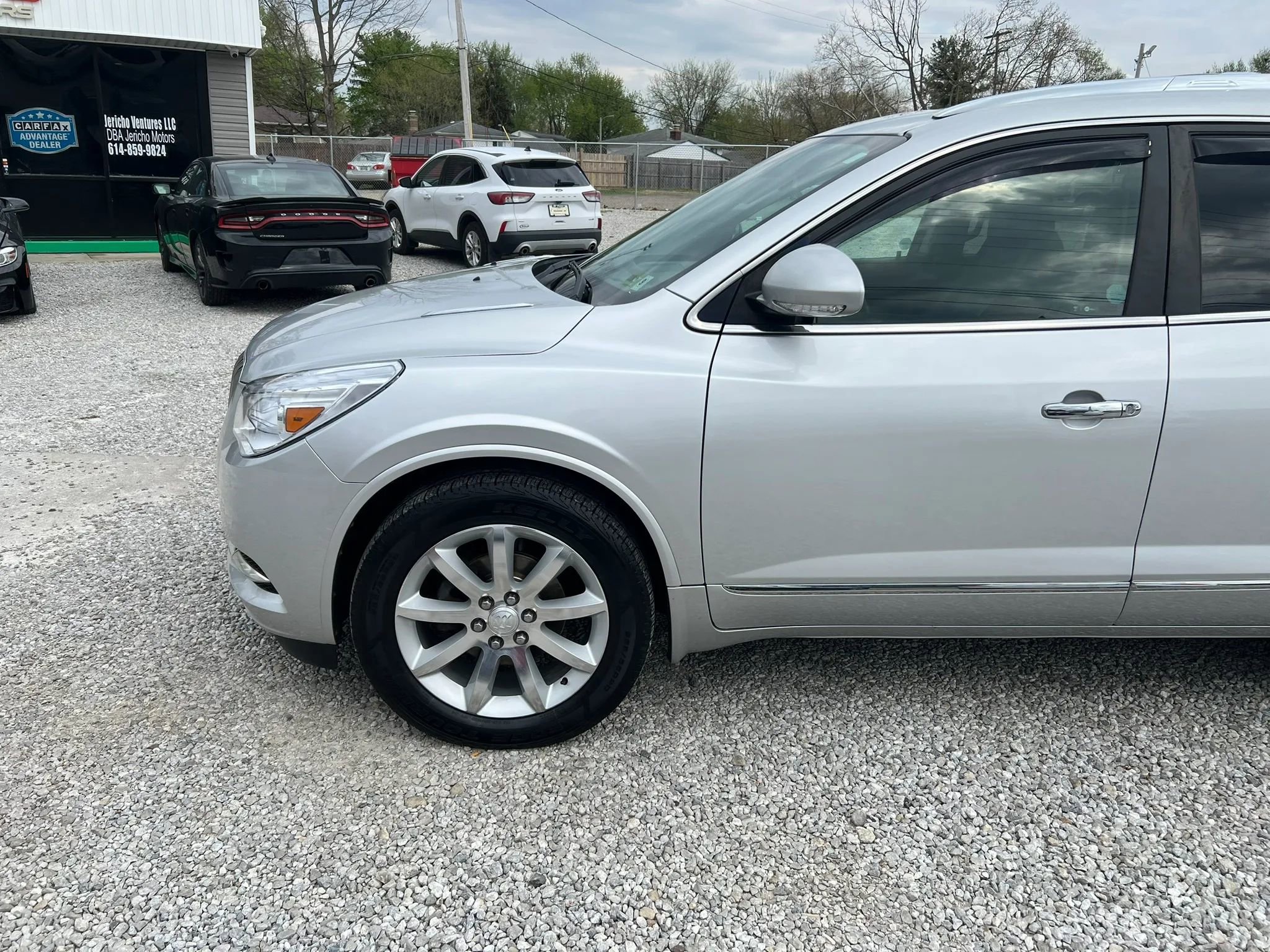 Used 2017 Buick Enclave Premium w/ Experience Buick Package image 4