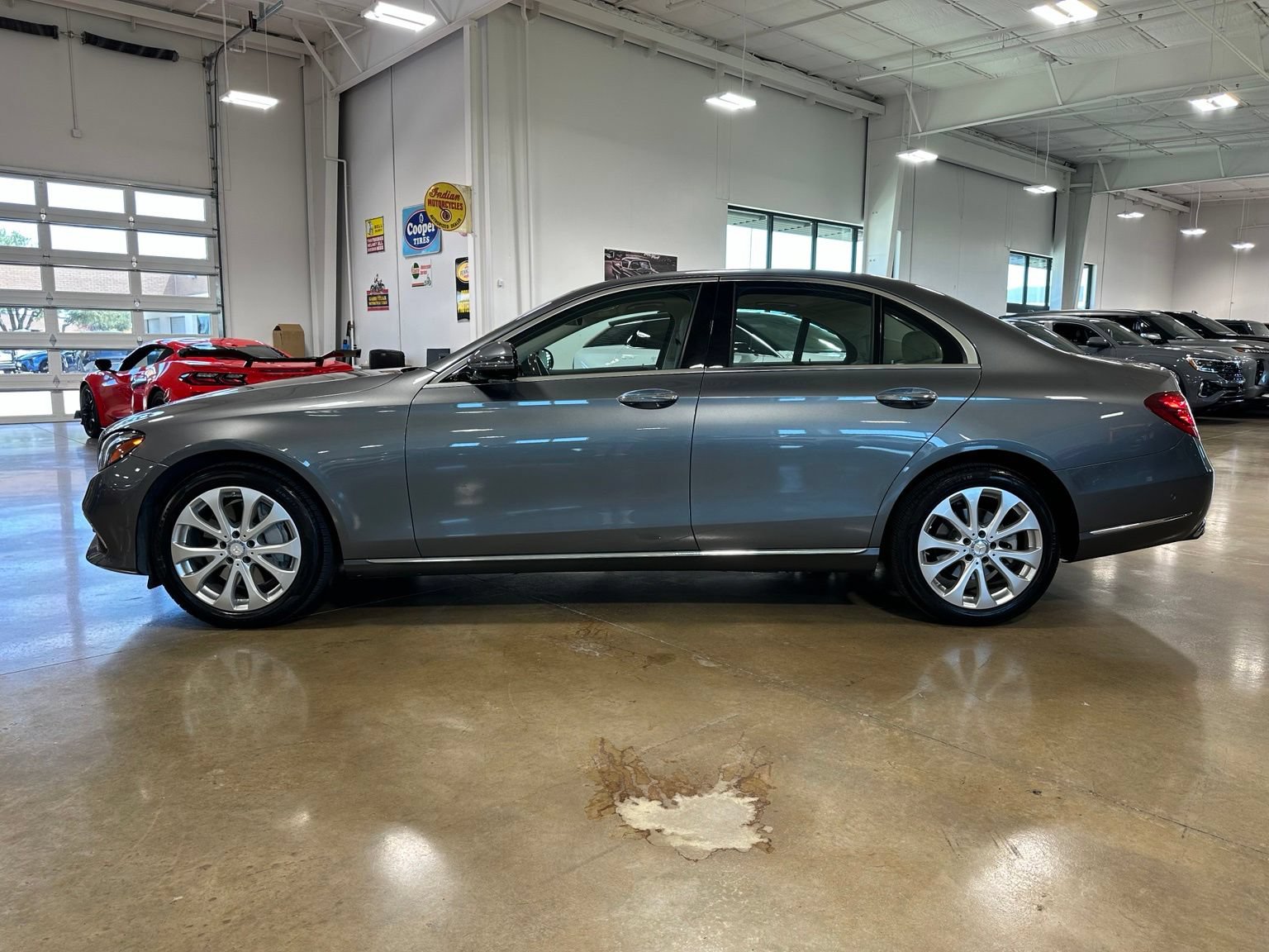 Used 2017 Mercedes-Benz E 300 image 5