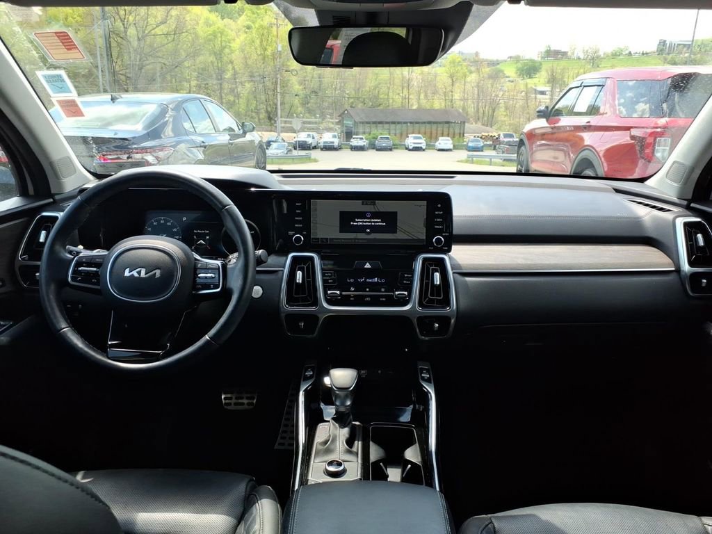 Used 2023 Kia Sorento SX Prestige AWD/4WD image 15