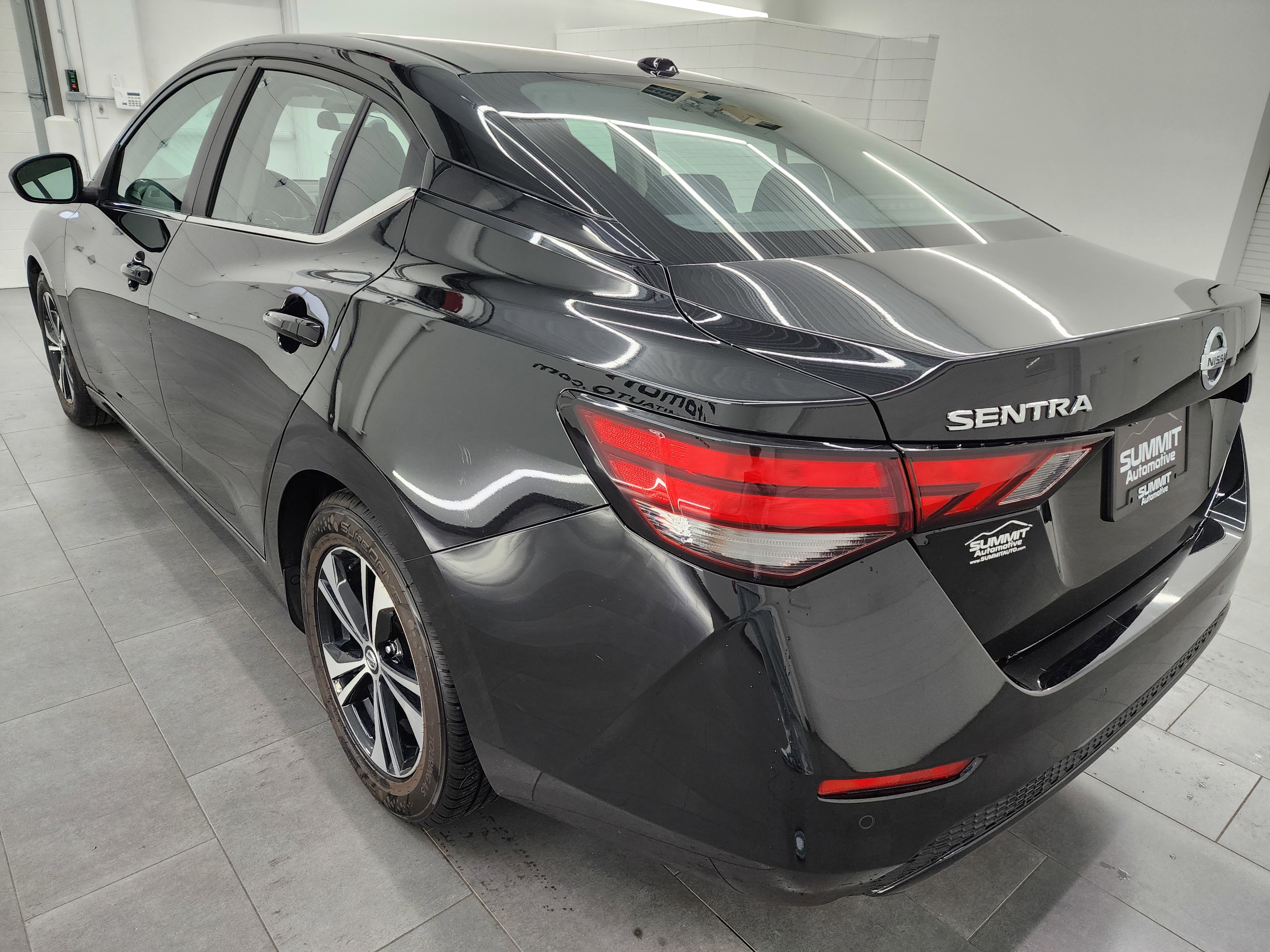 Used 2023 Nissan Sentra SV image 6