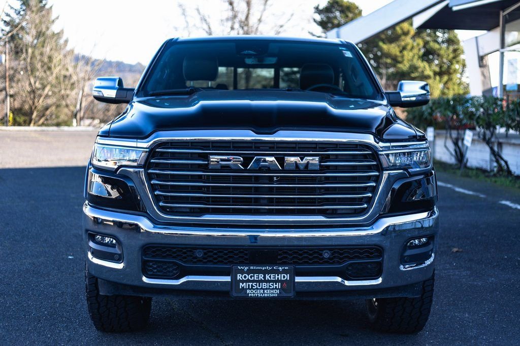 Used 2025 RAM 1500 Laramie image 5