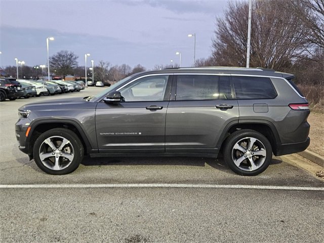 Used 2023 Jeep Grand Cherokee L Limited w/ Luxury Tech Group II image 4